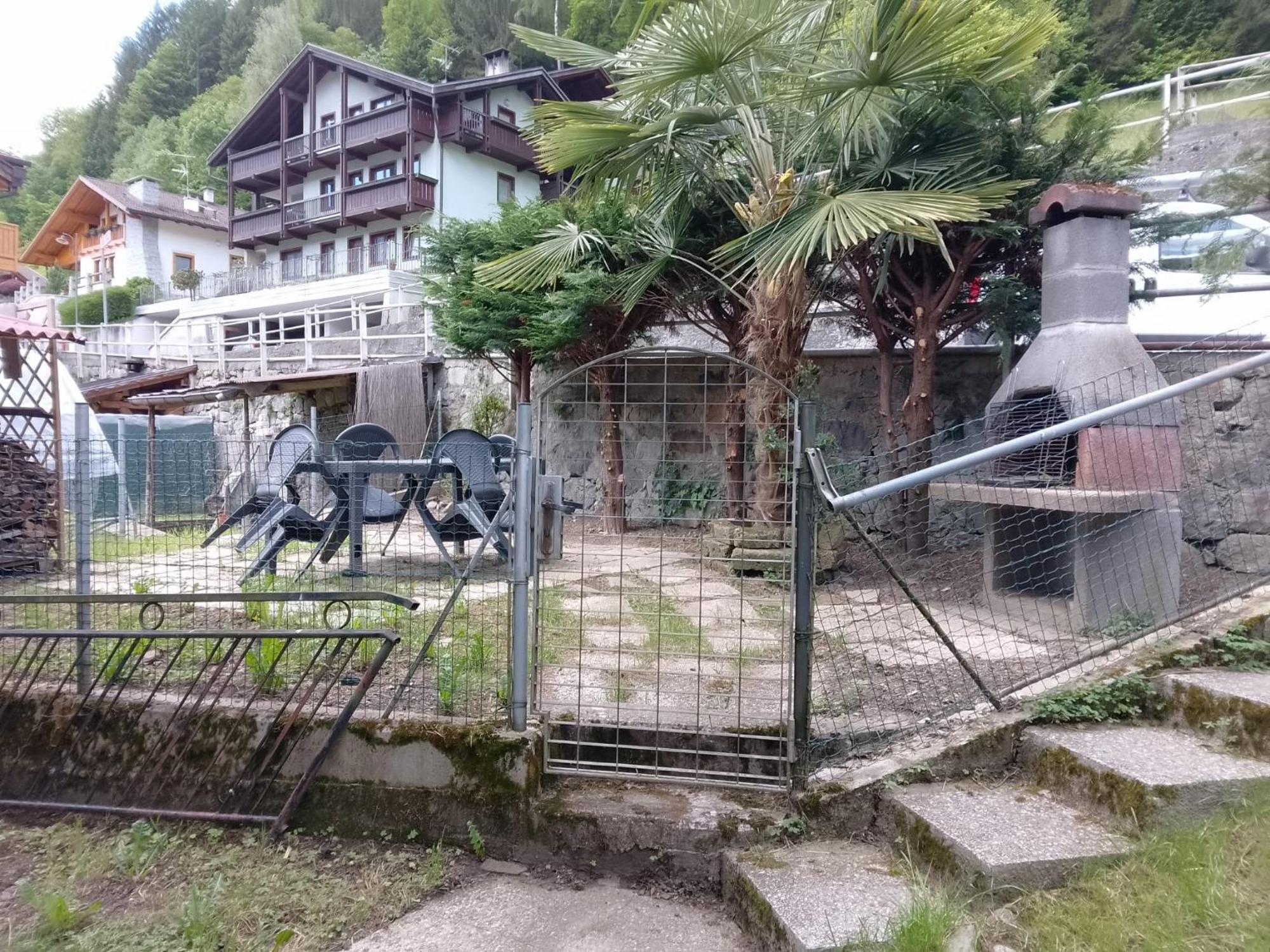 Apartamento La Casa Di Siro Caderzone Terme Exterior foto